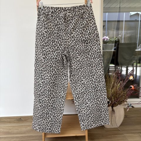 Maculato-Su-Base-Beige